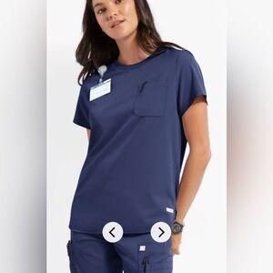 Resurge NAVY women’s scrub top